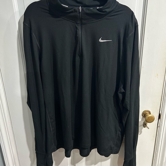 Nike Black Dri-FIT Running Shirt - Picture 2 of 3